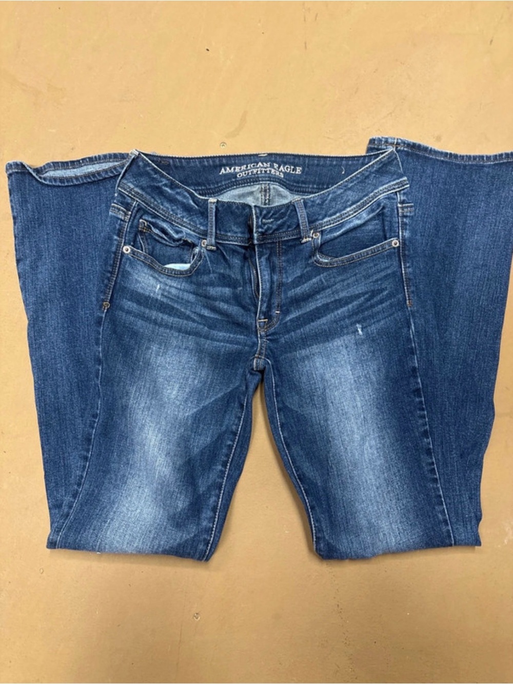 American Eagle Outfitters Women's Bootcut Dark Blue Washed Jeans